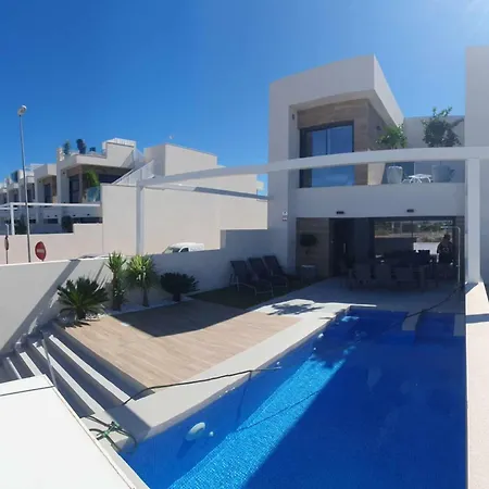 Quesada Sun Villa