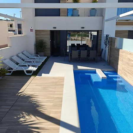 Quesada Sun Villa *